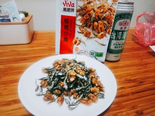 萬歲牌核桃小魚 (8).jpg - 開箱 萬歲牌杏仁小魚 