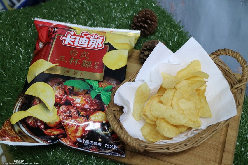 【聯華食品】新品上市 卡廸那「台式三杯雞+日式炭火燒肉」防疫待在家，追劇必備零食清單~