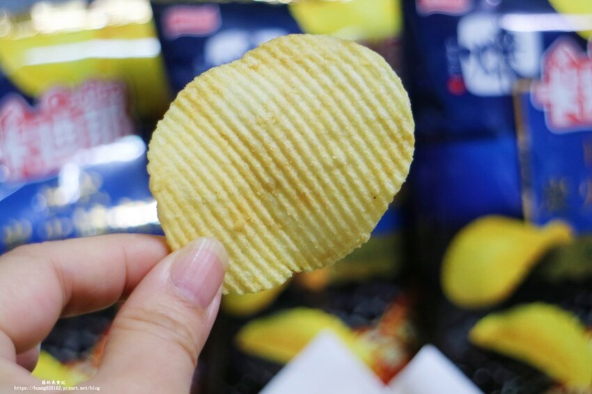 【聯華食品】新品上市 卡廸那「台式三杯雞+日式炭火燒肉」防疫待在家，追劇必備零食清單~