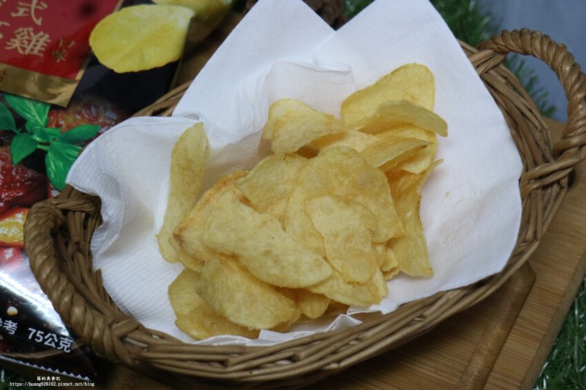 【聯華食品】新品上市 卡廸那「台式三杯雞+日式炭火燒肉」防疫待在家，追劇必備零食清單~