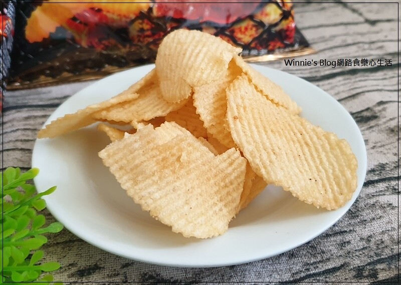 聯華食品卡迪那洋芋片(卡迪那波浪洋芋片日式炭火燒肉口味+卡迪那洋芋片台式三杯雞口味) 15.jpg