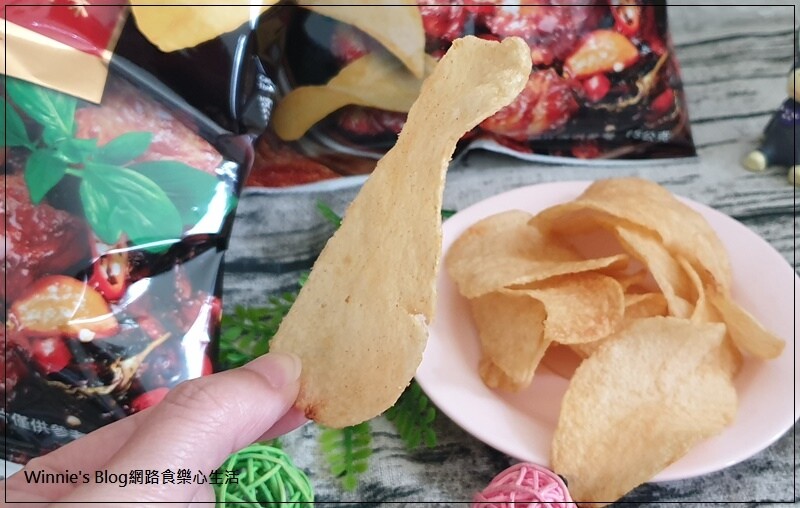 聯華食品卡迪那洋芋片(卡迪那波浪洋芋片日式炭火燒肉口味+卡迪那洋芋片台式三杯雞口味) 08.jpg