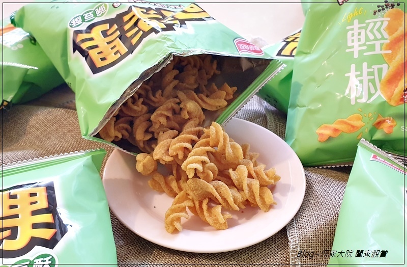 聯華食品可樂果輕蔥椒鹽口味 07.jpg