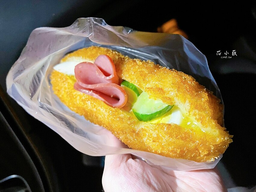 科博館水煎包,人氣50年老店必排隊美食小吃,銅板價只要15元到25元,水煎包/甜甜圈/芋頭餅 - Cyndi loves享食天堂