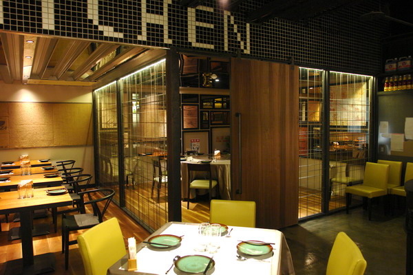 曼谷廚房泰式時尚料理--舞台的表現空間