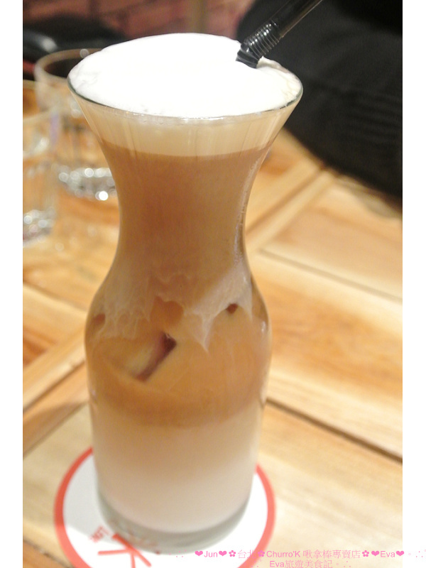 Churro'K 啾拿棒專賣店：【食記】oO。台北　東區　Churro'K　啾拿棒專賣店　蝦咪？！現在不用跑西班牙，也可以吃到專業又好吃的吉拿棒啦～。o○。