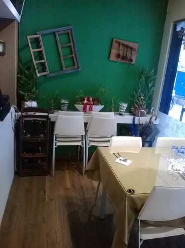 岩磨坊：吃過pasta？吃過pizza？那有沒有吃過pizza+pasta! Pasta pizza就在岩磨坊!