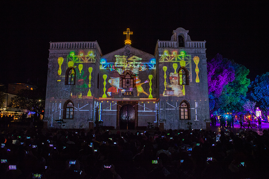|遊|屏東萬巒 萬金聖誕季-聖誕光雕教堂 萬金聖母聖殿