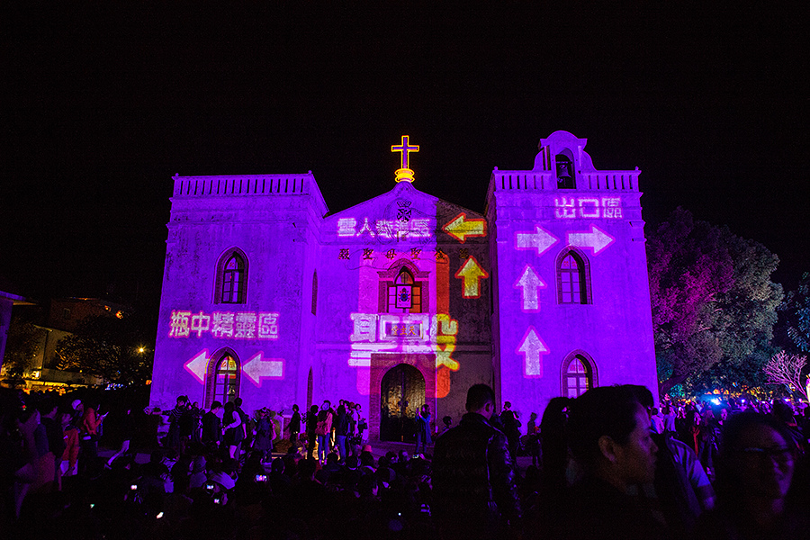 |遊|屏東萬巒 萬金聖誕季-聖誕光雕教堂 萬金聖母聖殿