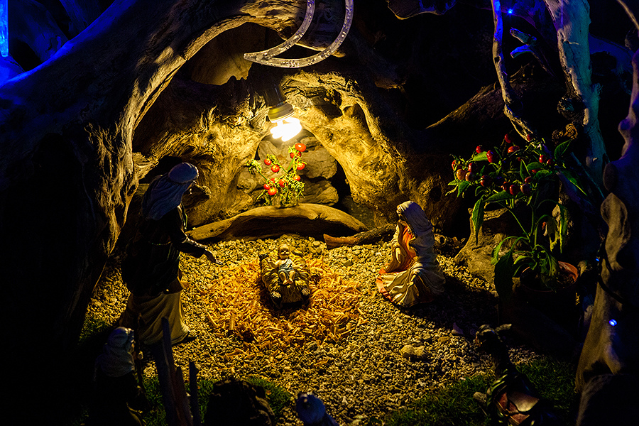 |遊|屏東萬巒 萬金聖誕季-聖誕光雕教堂 萬金聖母聖殿