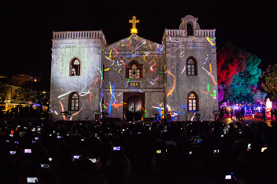 |遊|屏東萬巒 萬金聖誕季-聖誕光雕教堂 萬金聖母聖殿