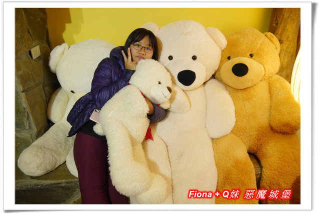 【家族新春四日遊。DAY3下】新北。貢寮 - 福隆遊客中心，下雨天閒晃的好去處+夜宿莫瑞納海灣會館，家族聚會好選擇，下半天形成整個被雨打亂啦 !