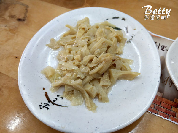 20180518劉里長雞肉飯 (10).jpg