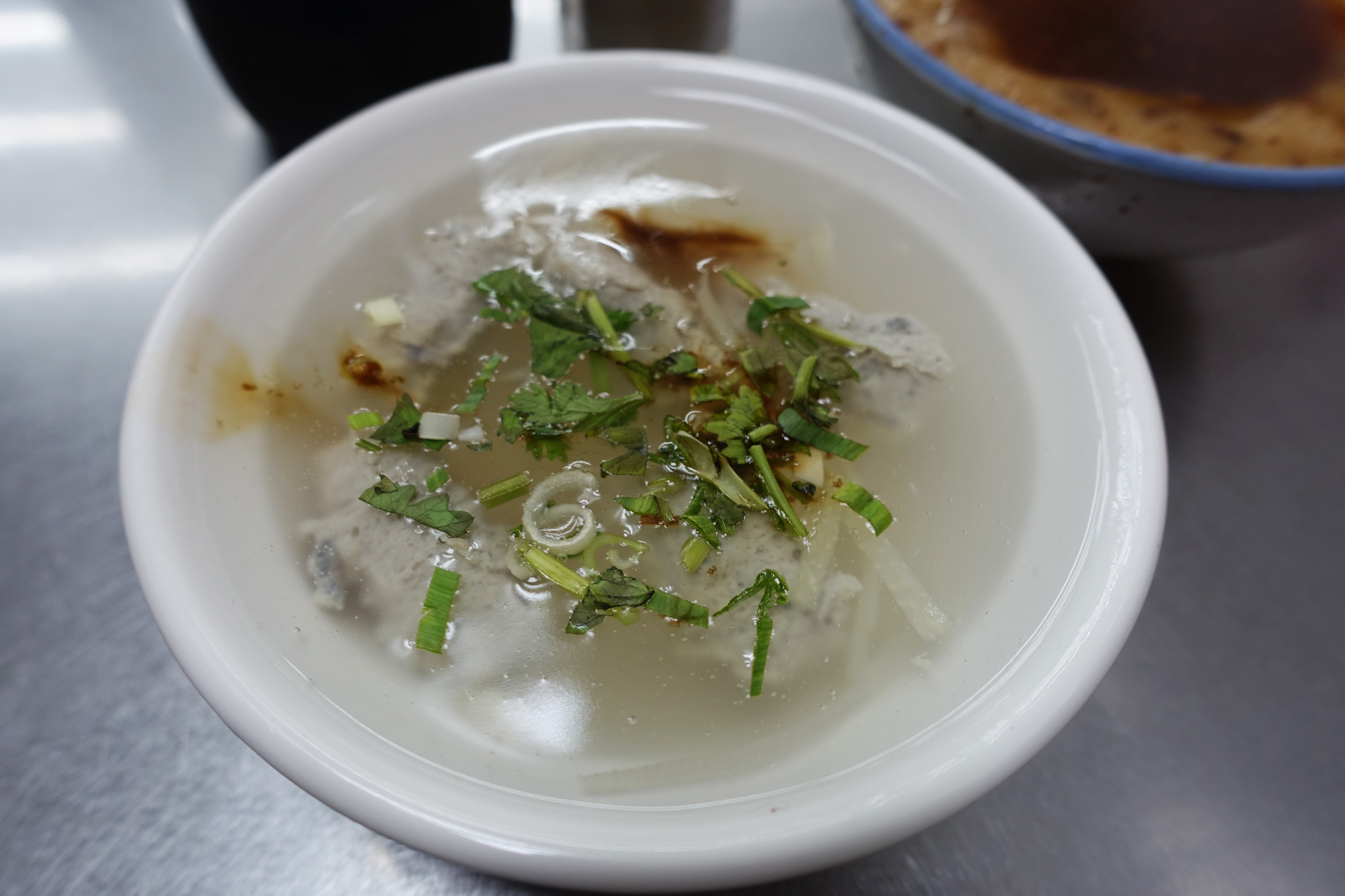 『台北│萬華│捷運龍山寺站』小南鄭記台南碗粿-飄香近50年的美食、甜甜的南部口味、只賣碗糕與虱目魚焿、南部小孩記憶中熟悉的味道