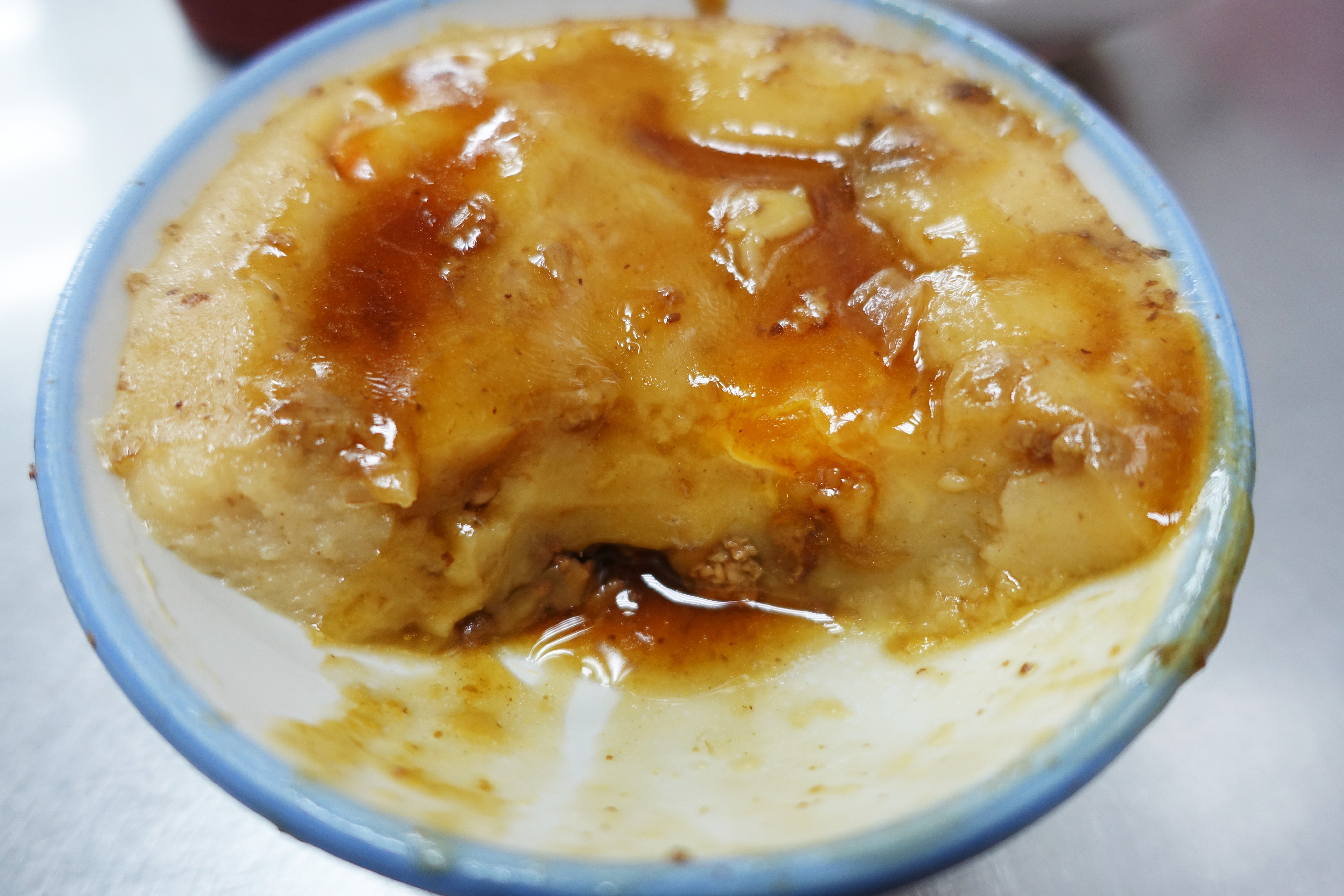 『台北│萬華│捷運龍山寺站』小南鄭記台南碗粿-飄香近50年的美食、甜甜的南部口味、只賣碗糕與虱目魚焿、南部小孩記憶中熟悉的味道