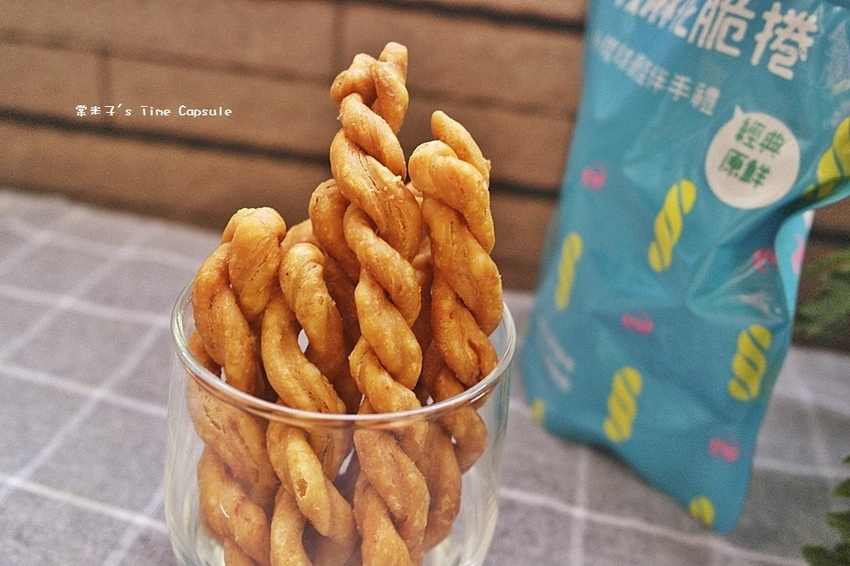 小琉球合家-鮮香的鮮蝦麻花脆捲+酥脆可口的手工麻花捲~