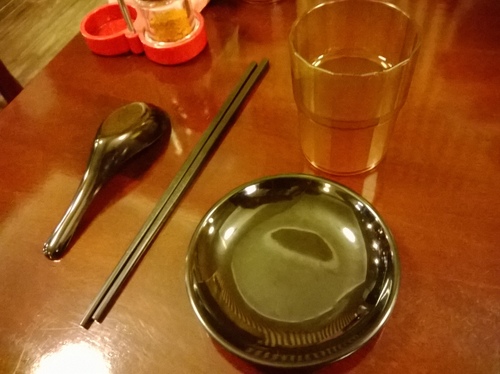 伊森日式料理：見風轉舵~隨機發現的平價美味日本料理----伊森