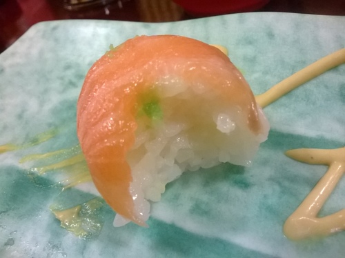 伊森日式料理：見風轉舵~隨機發現的平價美味日本料理----伊森