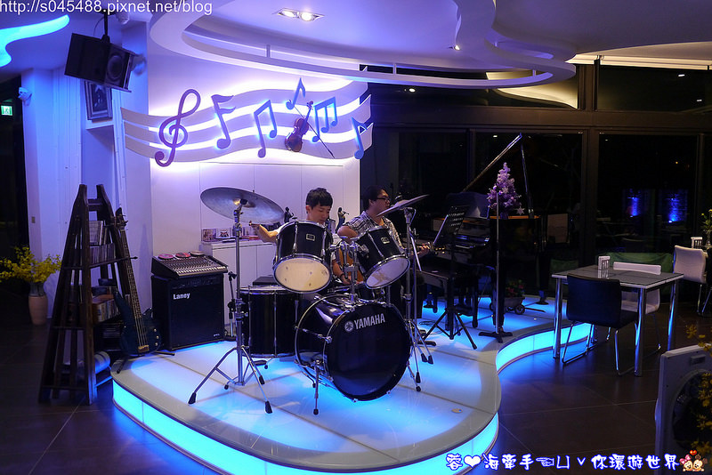 【宿▍宜蘭】水岸楓林民宿♥讓人置身於國外，南洋峇里島渡假風的浪漫享受