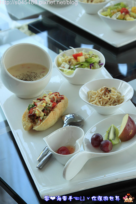 【宿▍宜蘭】水岸楓林民宿♥讓人置身於國外，南洋峇里島渡假風的浪漫享受