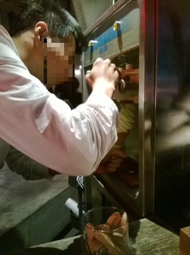 鬲离-霜淇淋馬車：一條路上竟有兩家我夢寐以求的水果霜淇淋----鬲离霜淇淋馬車