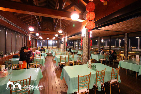 星月大地景觀餐廳：台中親子餐廳-星月大地景觀休閒園區｜麗寶樂園旁台中夜景超推薦蜜糖吐司