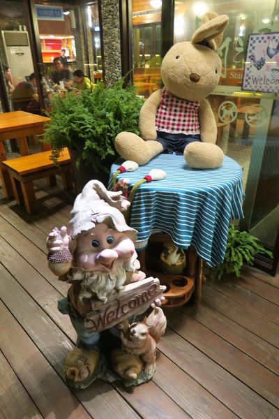 【台中后里區】南洋風情『星月大地-星月之星景觀餐廳』