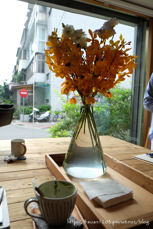 台北松山。Afterhours Cafe 小茶匙新店家