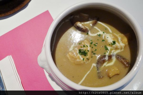 VIVO 光癮時尚餐飲：台北-道地西班牙料理VIVO光癮時尚餐飲!美味必訪