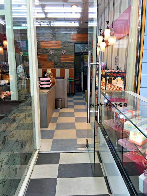 【台中 北屯】弄瓦手工餅乾↝↝吃了真的會感動的超美味鹹蛋糕,大坑隱藏版美食,內行人才知道的好滋味,食尚玩家推薦,蛋奶素可食