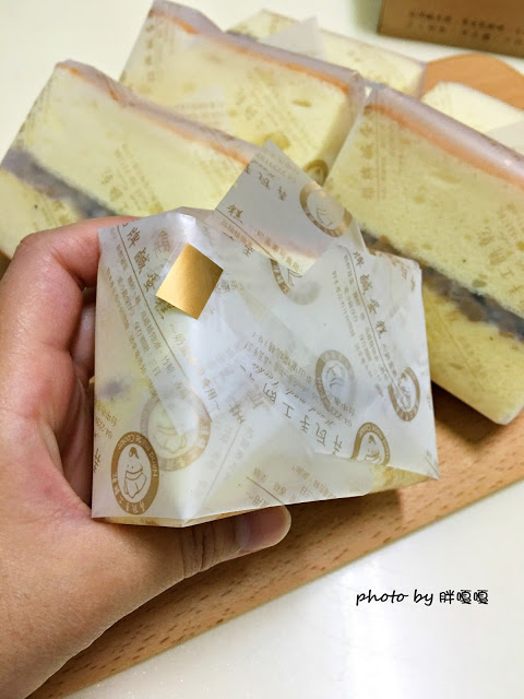 【台中 北屯】弄瓦手工餅乾↝↝吃了真的會感動的超美味鹹蛋糕,大坑隱藏版美食,內行人才知道的好滋味,食尚玩家推薦,蛋奶素可食