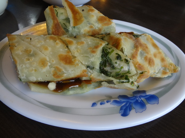 陳圓餡餅粥、酸菜白肉鍋餐廳：1011209[官本金文愛台灣]陳圓餡餅粥好吃的小米粥小籠包鍋貼