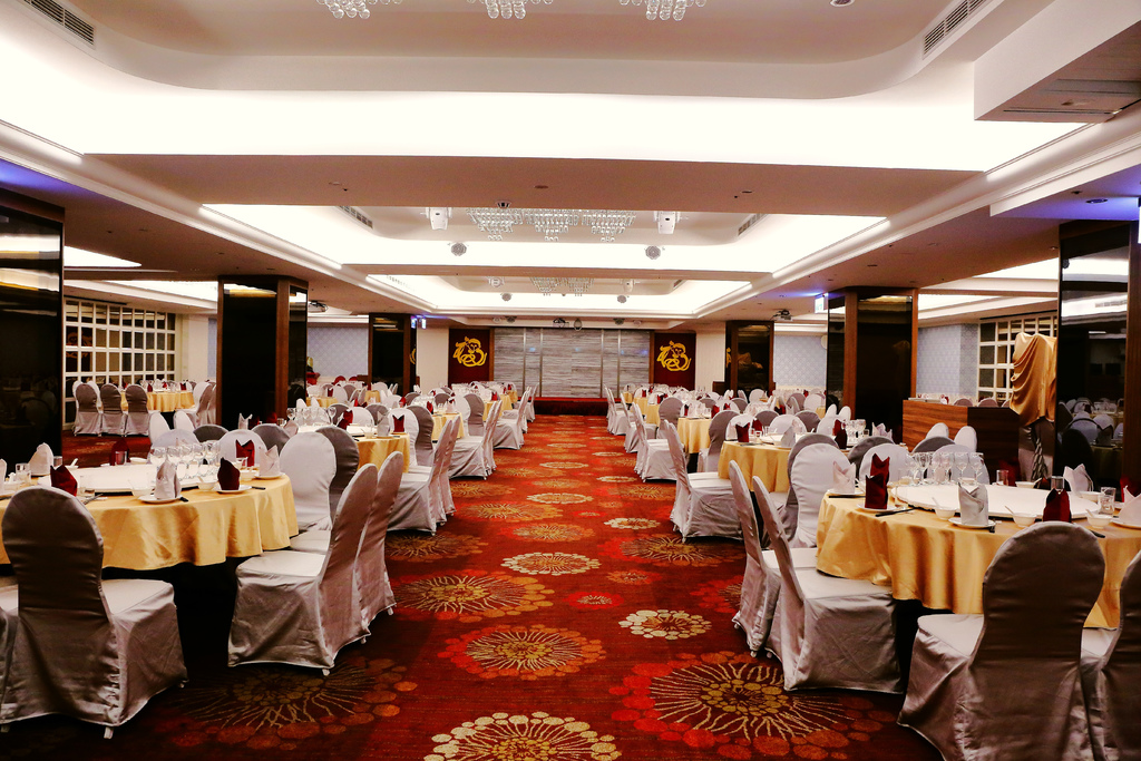 【食║台北】春申食府~婚宴會館除了合菜、特色小吃,個人精緻套餐果然精緻滿意!