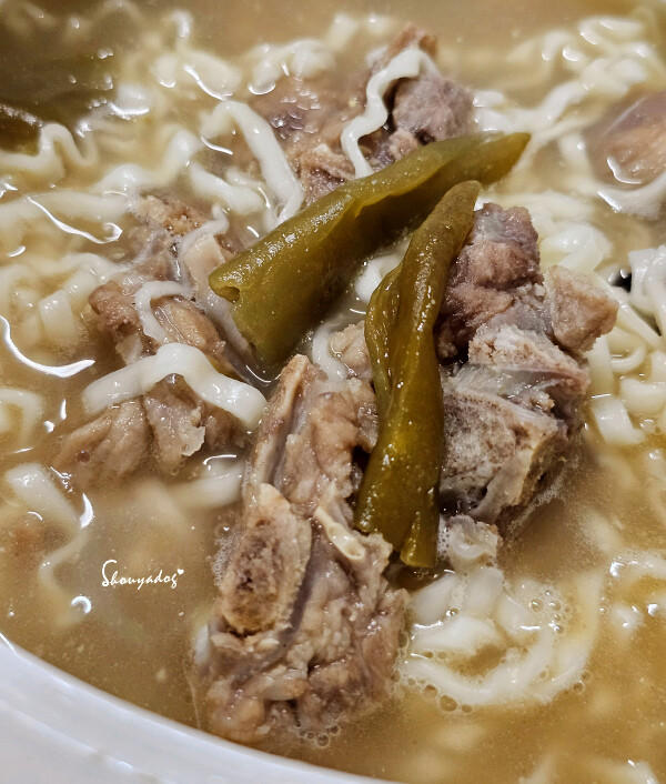 【冷凍食品】名廚美饌 紅燒肋排羊肉爐X剝皮辣椒排骨湯 冬天必 【冷凍食品】名廚美饌 紅燒肋排羊肉爐X剝皮辣椒排骨湯 冬天必