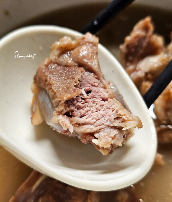 【冷凍食品】名廚美饌 紅燒肋排羊肉爐X剝皮辣椒排骨湯 冬天必 【冷凍食品】名廚美饌 紅燒肋排羊肉爐X剝皮辣椒排骨湯 冬天必