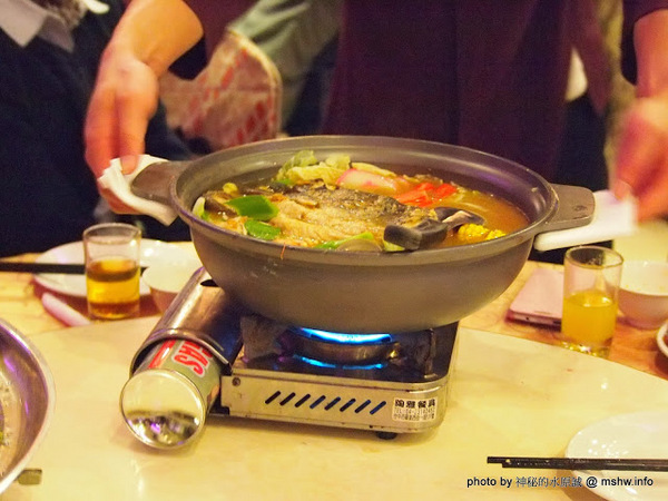 雅園新潮(總店)：【食記】台中雅園新潮婚宴會館@南屯 : 不同價位菜色比較!口味上有一定水準~婚宴,尾牙還是春酒應該都還不錯