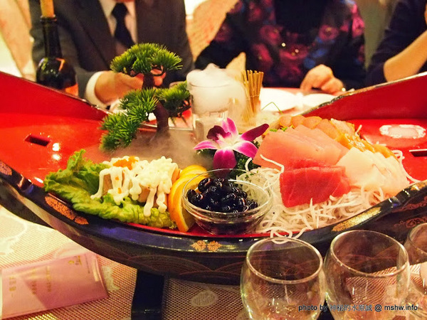 雅園新潮(總店)：【食記】台中雅園新潮婚宴會館@南屯 : 不同價位菜色比較!口味上有一定水準~婚宴,尾牙還是春酒應該都還不錯