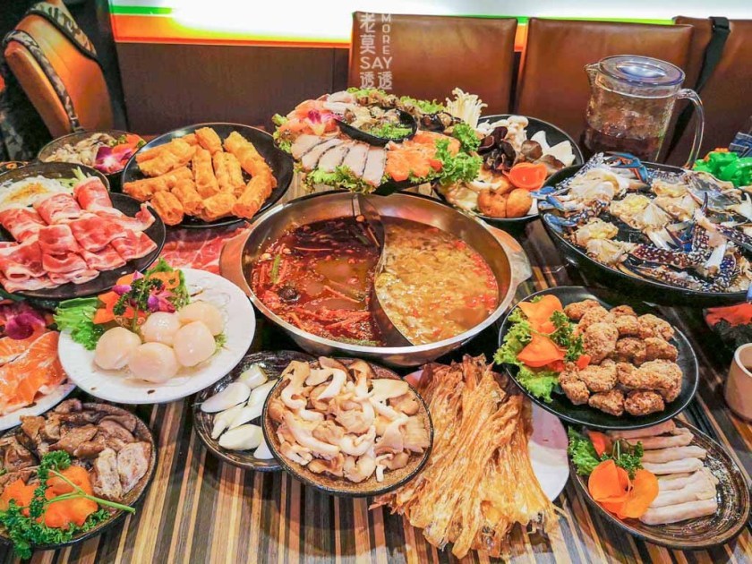 勾勾鍋 餐點大合照