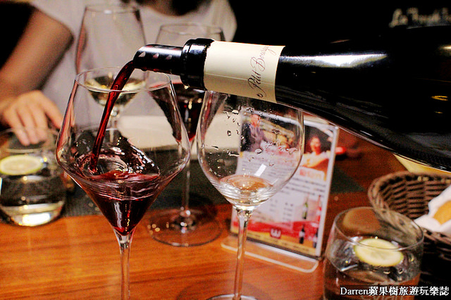 『台北美食餐廳推薦』WINE-derful葡萄酒餐廳★酒窖主題餐廳結合麵包烘焙坊的專業餐酒館/捷運行天宮站美食