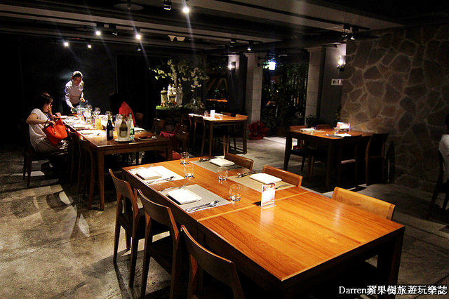 『台北美食餐廳推薦』WINE-derful葡萄酒餐廳★酒窖主題餐廳結合麵包烘焙坊的專業餐酒館/捷運行天宮站美食