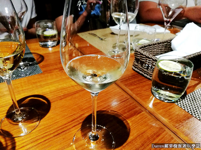 『台北美食餐廳推薦』WINE-derful葡萄酒餐廳★酒窖主題餐廳結合麵包烘焙坊的專業餐酒館/捷運行天宮站美食