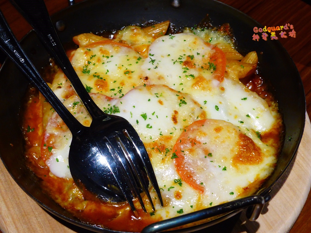 [美食|台北中山國中站] WINE-derful葡萄酒主題餐廳 ―― 全台唯一酒窖餐廳、美酒界的高級飯店