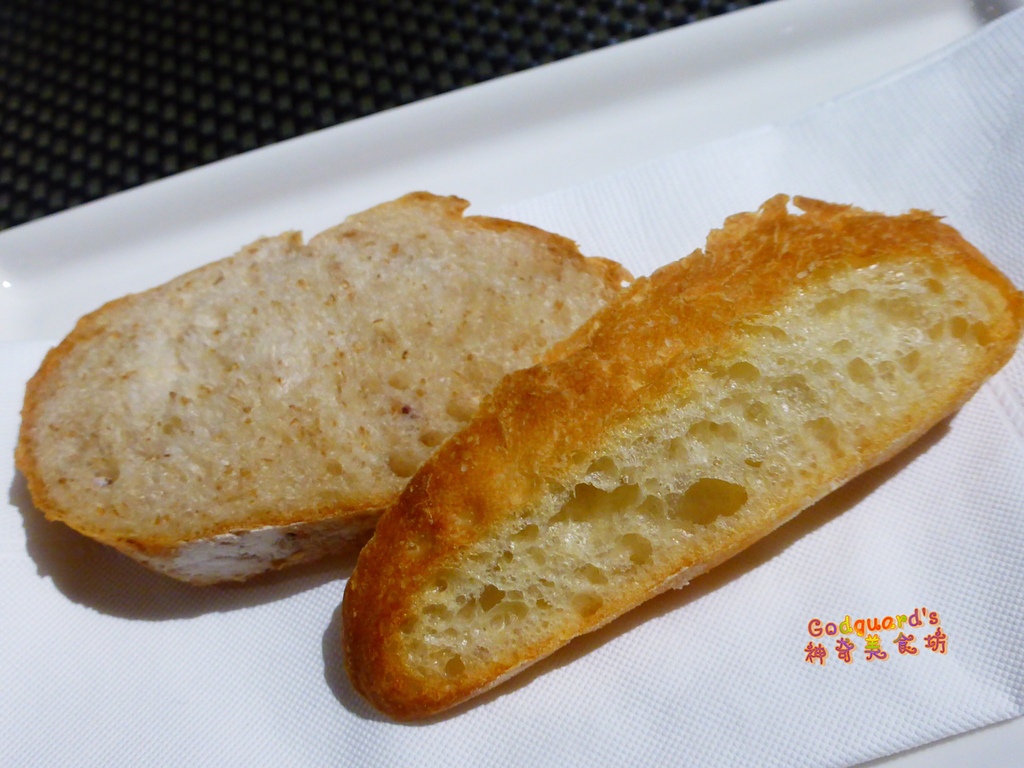 [美食|台北中山國中站] WINE-derful葡萄酒主題餐廳 ―― 全台唯一酒窖餐廳、美酒界的高級飯店