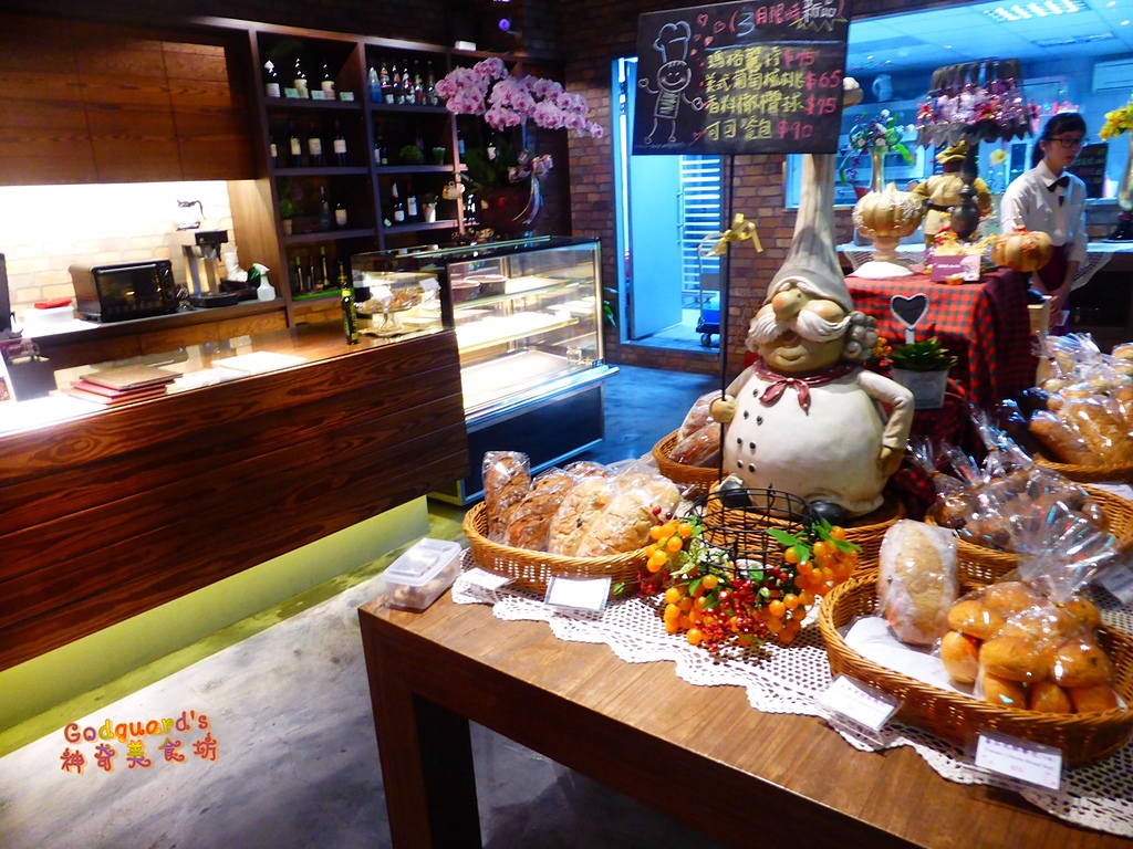 [美食|台北中山國中站] WINE-derful葡萄酒主題餐廳 ―― 全台唯一酒窖餐廳、美酒界的高級飯店