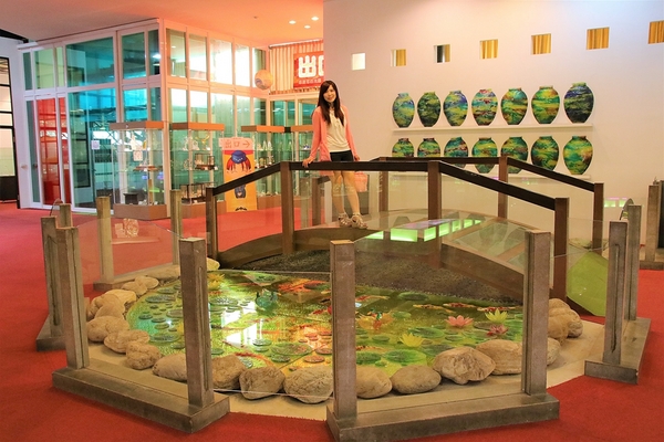 台灣玻璃館:【彰化鹿港景點】台灣玻璃館~必走遊黃金隧道,船型建築物,玻璃造景好吸睛