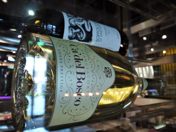 【台南市-中西區】舉杯邀友共享餐，同樂帝王蟹、邂逅波士頓、愛在紐約牛、情定洛杉磯，相約在『Bistro88義法餐酒館-台南小西門』的早午餐❤(ӦｖӦ｡)