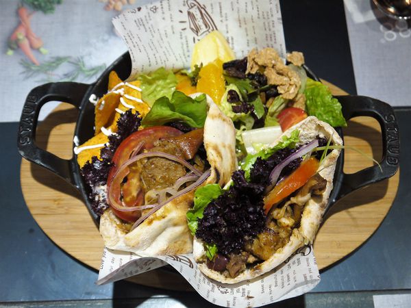 【台南市-中西區】舉杯邀友共享餐，同樂帝王蟹、邂逅波士頓、愛在紐約牛、情定洛杉磯，相約在『Bistro88義法餐酒館-台南小西門』的早午餐❤(ӦｖӦ｡)