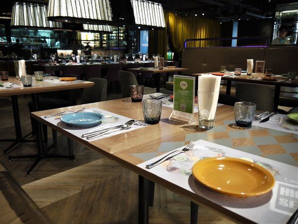 【台南市-中西區】舉杯邀友共享餐，同樂帝王蟹、邂逅波士頓、愛在紐約牛、情定洛杉磯，相約在『Bistro88義法餐酒館-台南小西門』的早午餐❤(ӦｖӦ｡)