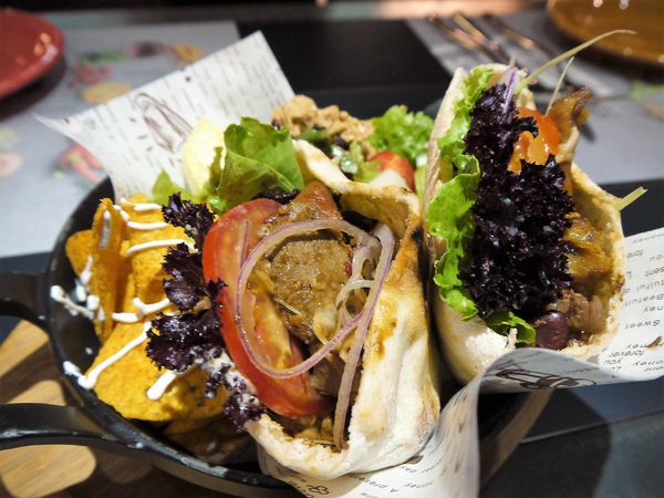 【台南市-中西區】舉杯邀友共享餐，同樂帝王蟹、邂逅波士頓、愛在紐約牛、情定洛杉磯，相約在『Bistro88義法餐酒館-台南小西門』的早午餐❤(ӦｖӦ｡)