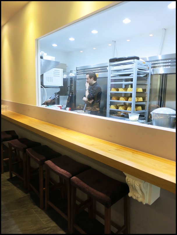 [ 忠孝新生站、仁愛新生路口美食下午茶 ] 1789 Café, by Cyrille Courant～絢麗又美味的閃電泡芙，還有帥哥甜點師傅